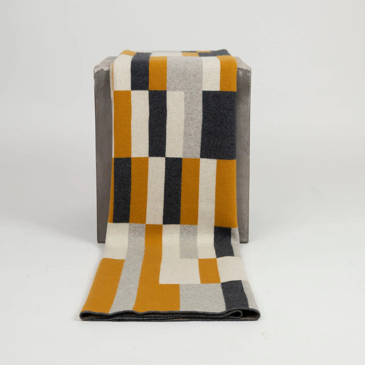 Bauhaus Cognac Cashmere