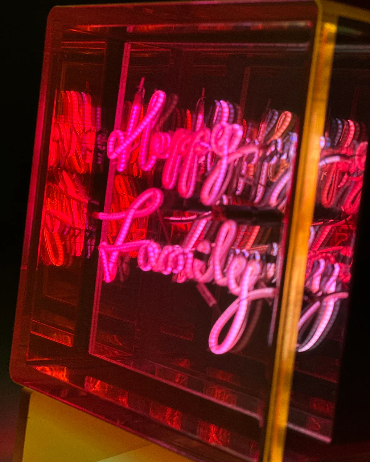 Bespoke & Wholesale Ready Light Boxes With Messages